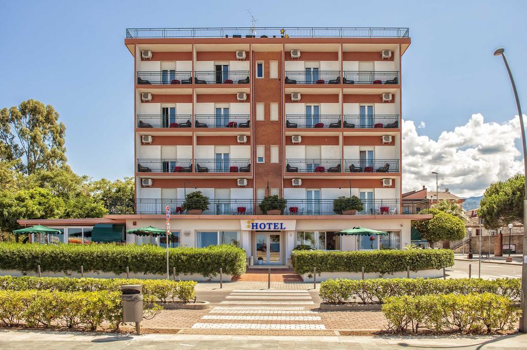 Hotel Murano Росано Екстериор снимка